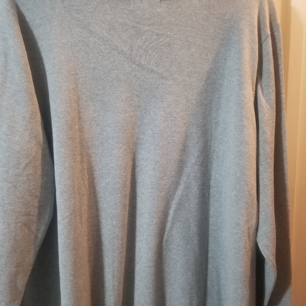Sweater - Picture 3 of 3